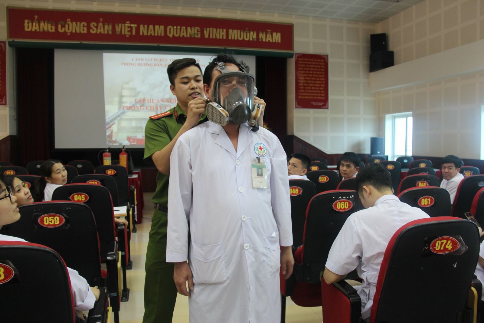 Bệnh viện đa khoa tỉnh Bắc Ninh tổ chức huấn luyện nghiệp vụ phòng cháy, chữa cháy năm 2018 Bệnh viện đa khoa tỉnh Bắc Ninh tổ chức huấn luyện nghiệp vụ phòng cháy, chữa cháy năm 2018